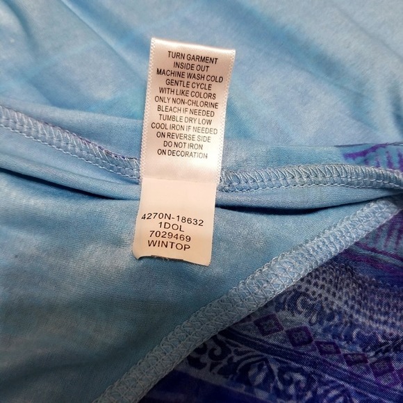 Live and let live Womens Top PM Petite Medium Blue Purple Butterfly Cap Sleeve - Picture 9 of 12